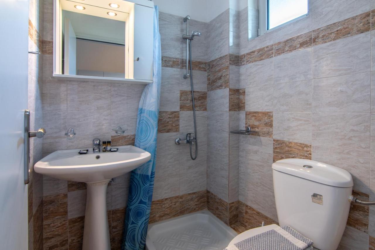 Mythos Apartments Дамнони Екстериор снимка