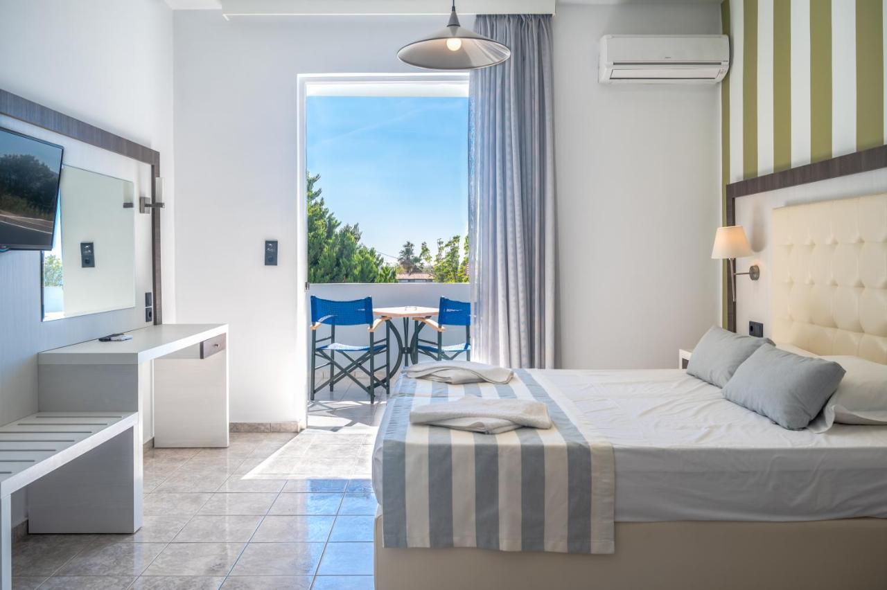 Mythos Apartments Дамнони Екстериор снимка
